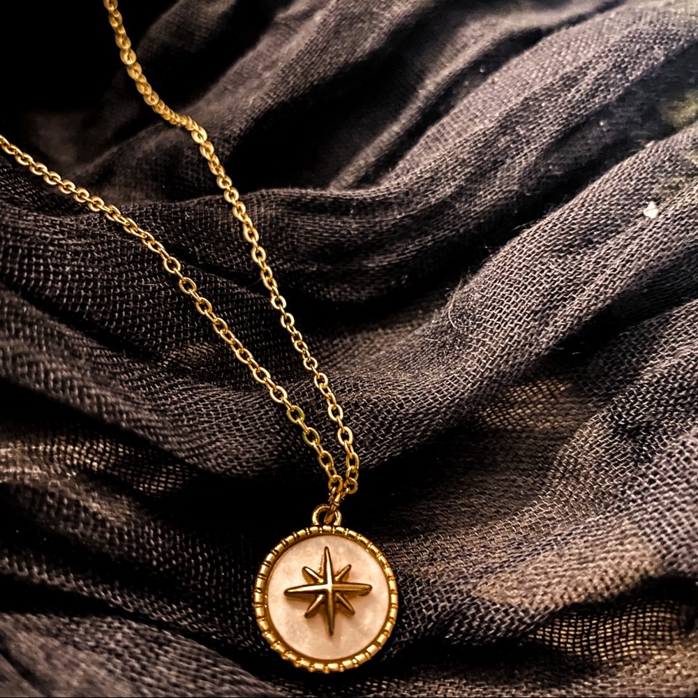 💥 Starburst Necklace💥